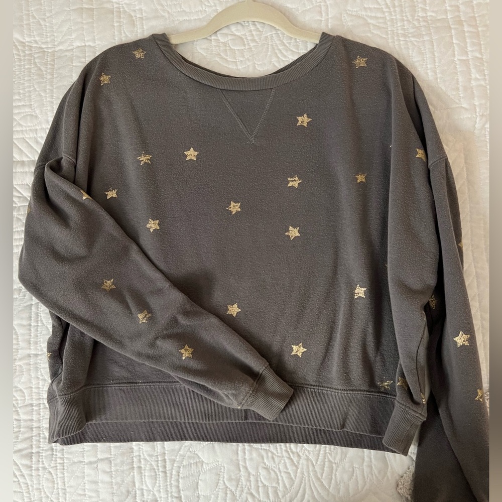 lightweight cropped pullover
